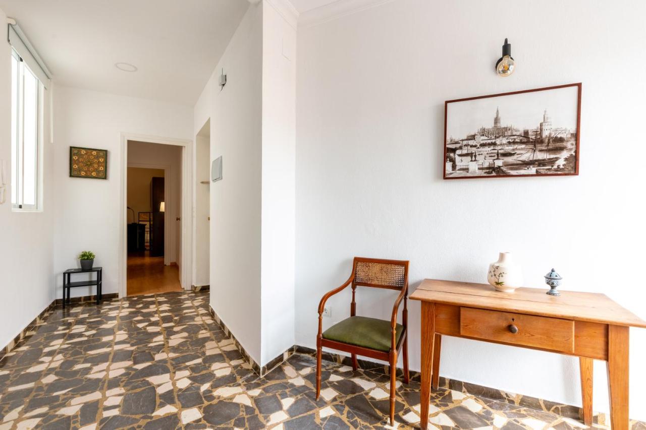 Aoa Conde De Ibarra Apartment Sevilla Exterior foto