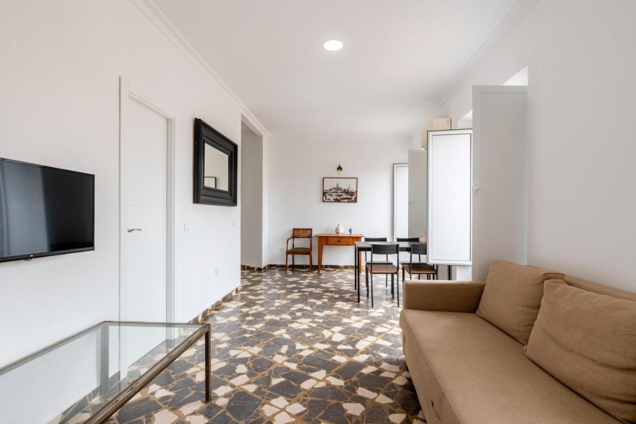 Aoa Conde De Ibarra Apartment Sevilla Exterior foto